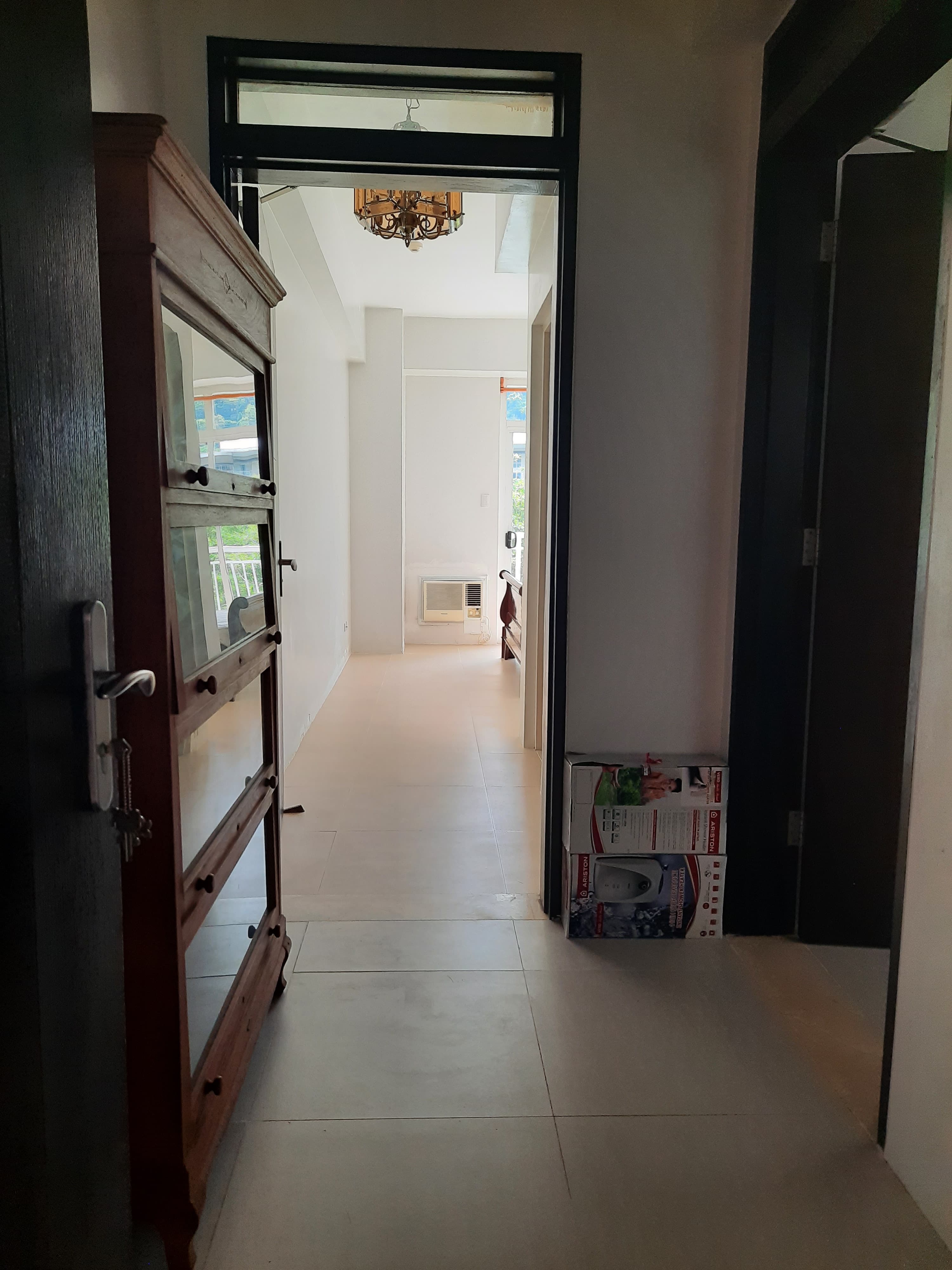 FOR SALE- INVESTMENT SUITE UNIT AT PICO DE LORO — photo 2 of 3